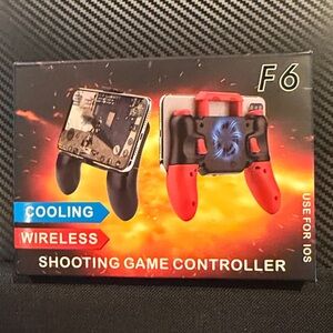 Black Wireless Cooling shooting Game Controller for iOS 
Charger gaming  NWT